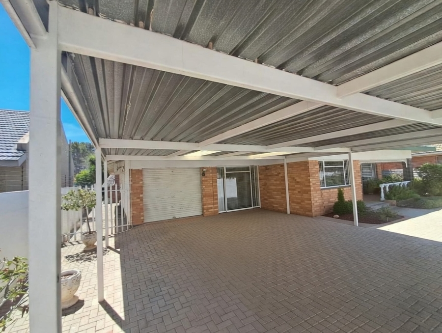 To Let 4 Bedroom Property for Rent in Bedelia Free State